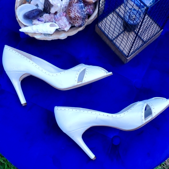 Peep-toe Pin-up Heels 👠 - Picture 5 of 6